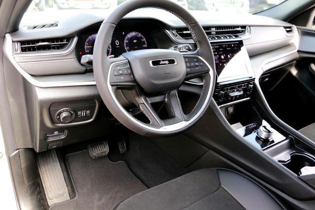 2025 Jeep Grand Cherokee L Altitude X 4x2