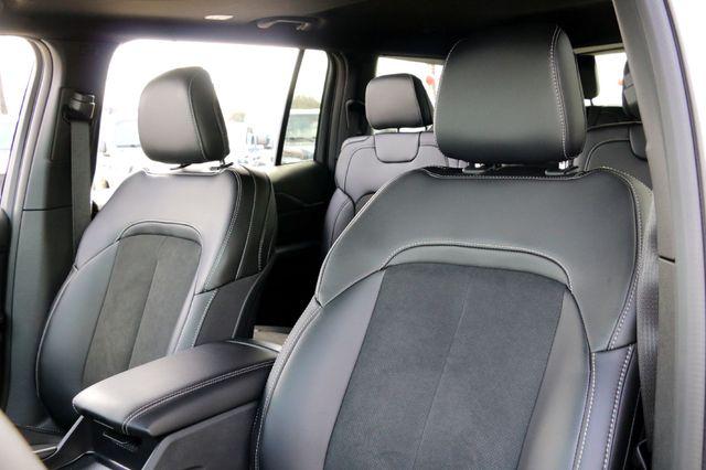 2025 Jeep Grand Cherokee L Altitude X 4x2