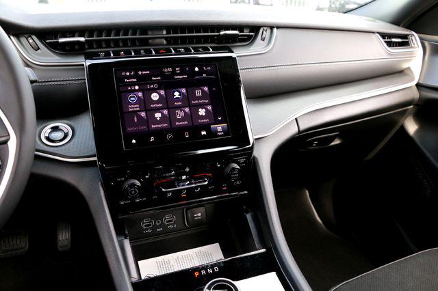 2025 Jeep Grand Cherokee L Altitude X 4x2