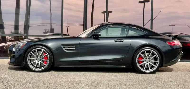 2017 Mercedes-Benz AMG GT S