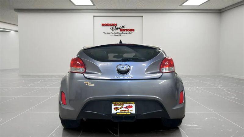 2013 Hyundai Veloster Base w/Black