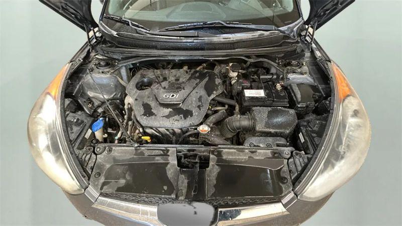 2013 Hyundai Veloster Base w/Black