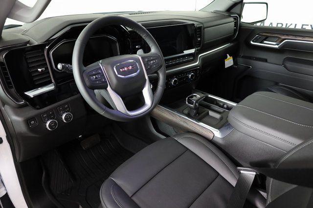2026 GMC Sierra 1500 Crew Cab, Short Bed, SLT, 4WD