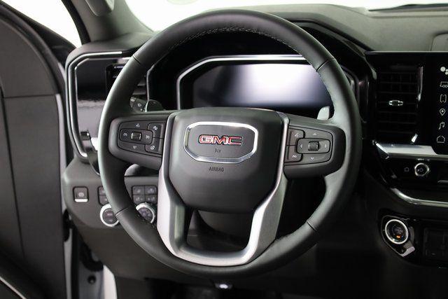 2026 GMC Sierra 1500 Crew Cab, Short Bed, SLT, 4WD