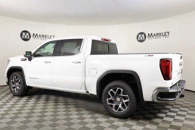 2026 GMC Sierra 1500 Crew Cab, Short Bed, SLT, 4WD