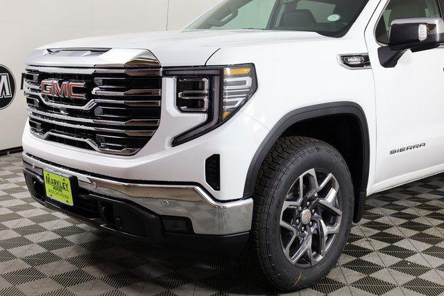 2026 GMC Sierra 1500 Crew Cab, Short Bed, SLT, 4WD