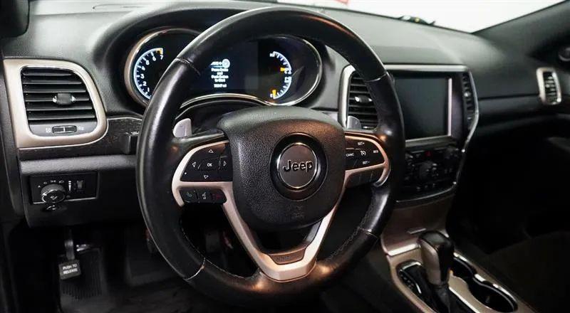 2017 Jeep Grand Cherokee Laredo 4x4