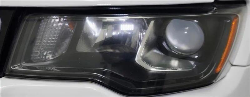 2017 Jeep Grand Cherokee Laredo 4x4