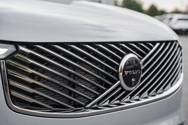 2026 Volvo XC90 Plus, B6 AWD Gas (mild hybrid), Gasoline, Bright, 7 Seats