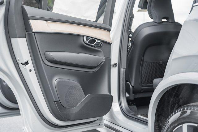 2026 Volvo XC90 Plus, B6 AWD Gas (mild hybrid), Gasoline, Bright, 7 Seats