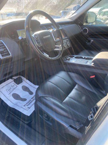 2018 Land Rover Discovery SE