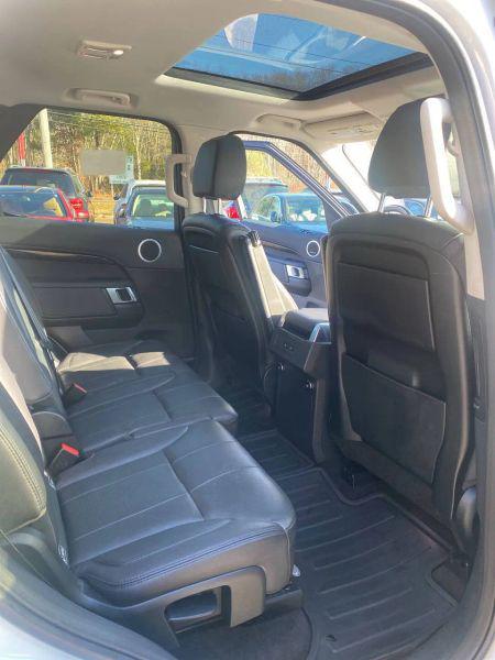 2018 Land Rover Discovery SE