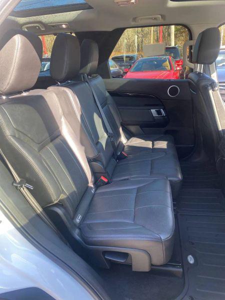 2018 Land Rover Discovery SE