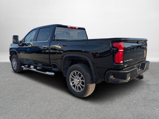 2026 Chevrolet Silverado 2500HD Crew Cab, Standard Bed, LT, 4WD