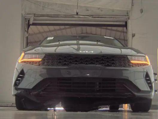 2022 Kia K5 EX