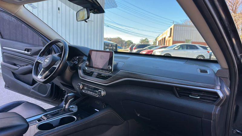 2022 Nissan Altima SL Intelligent AWD