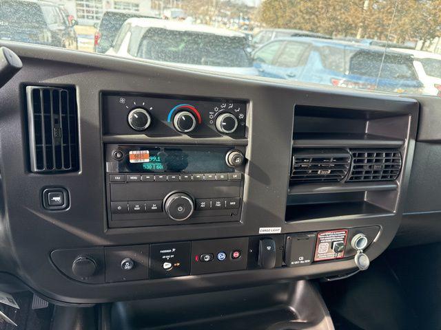 2025 Chevrolet Express Cutaway 4500 Van
