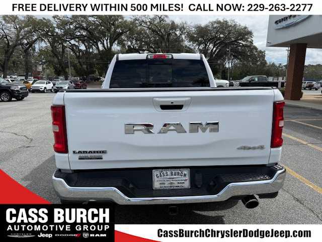 2025 Ram 1500 Laramie Crew Cab 4x4 5'7" Box