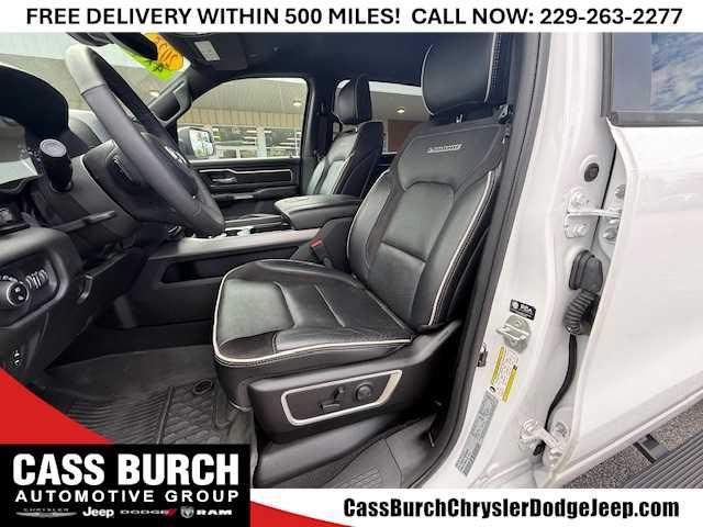 2025 Ram 1500 Laramie Crew Cab 4x4 5'7" Box