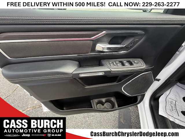 2025 Ram 1500 Laramie Crew Cab 4x4 5'7" Box