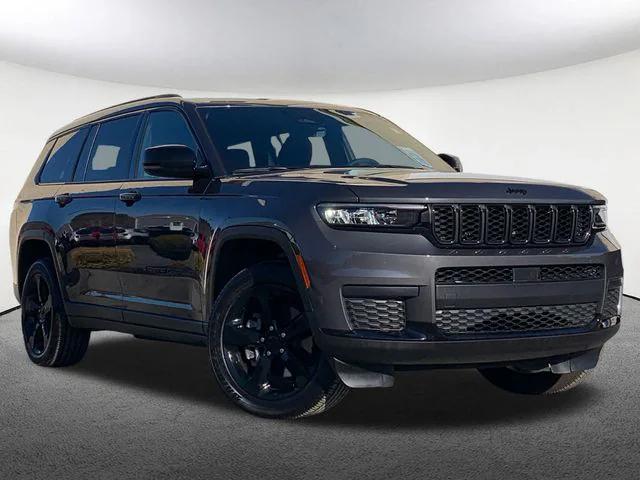 2025 Jeep Grand Cherokee L Altitude X 4x4