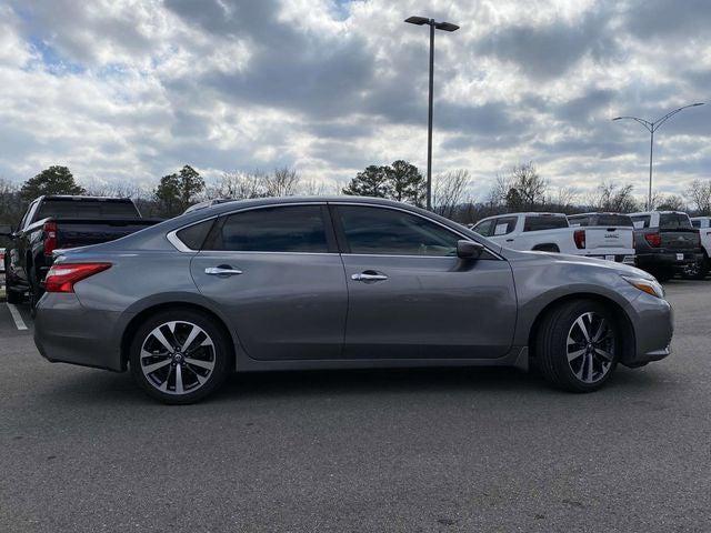 2016 Nissan Altima 2.5 SR