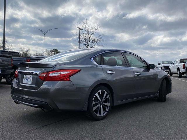 2016 Nissan Altima 2.5 SR
