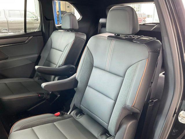 2026 GMC Acadia AT4 AWD