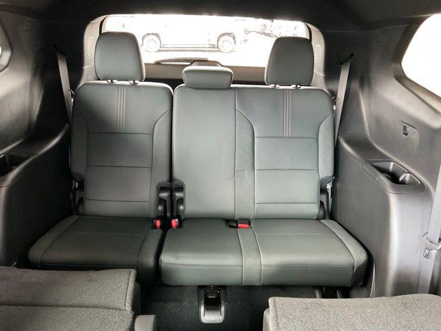 2026 GMC Acadia AT4 AWD