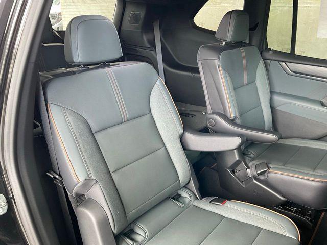 2026 GMC Acadia AT4 AWD