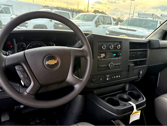 2025 Chevrolet Express Cutaway Work Van