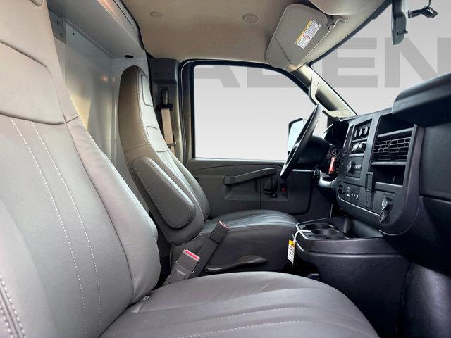 2025 Chevrolet Express Cutaway Work Van