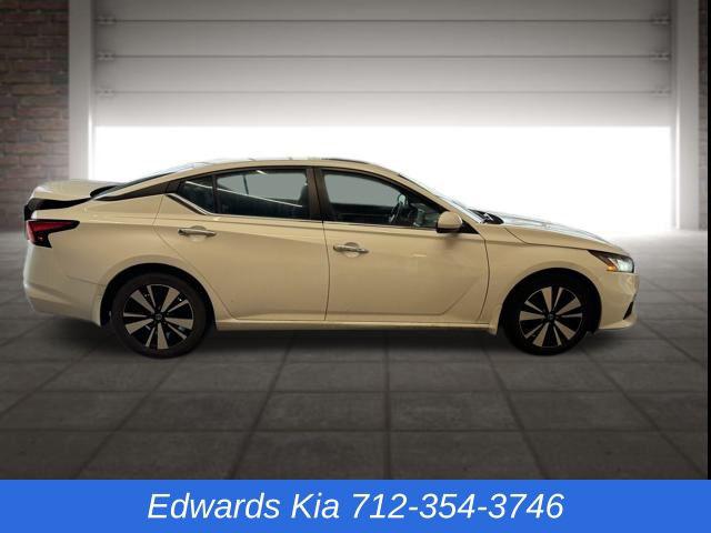 2022 Nissan Altima SV FWD