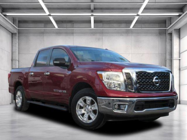 2018 Nissan TITAN SV