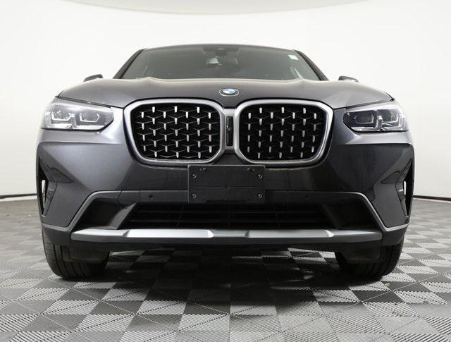 2024 BMW X4 xDrive30i