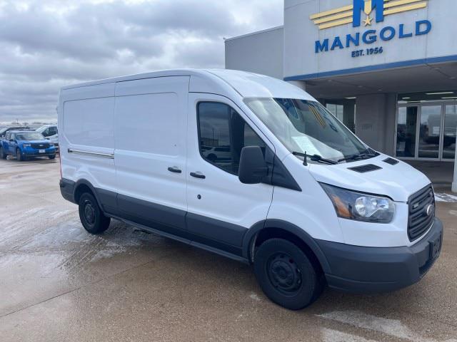 2015 Ford Transit 148 WB Medium Roof Cargo