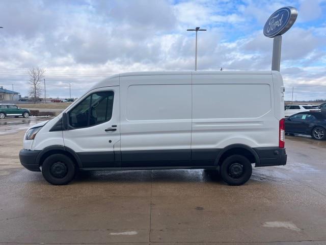 2015 Ford Transit 148 WB Medium Roof Cargo