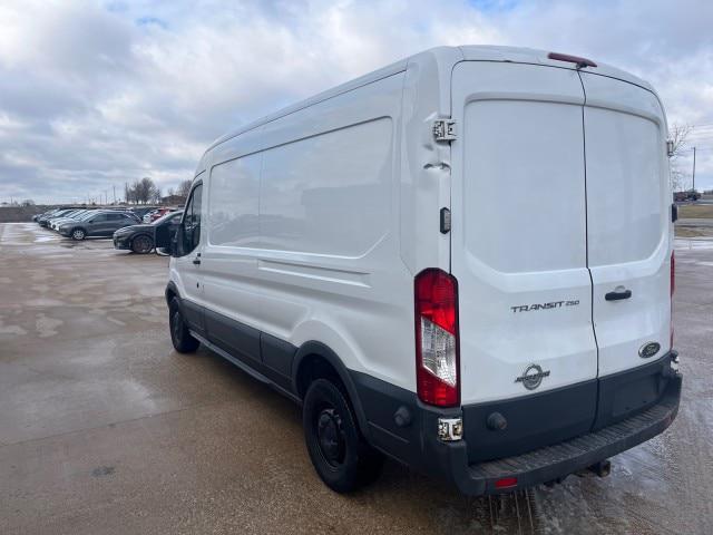 2015 Ford Transit 148 WB Medium Roof Cargo