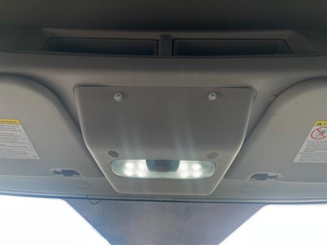 2015 Ford Transit 148 WB Medium Roof Cargo