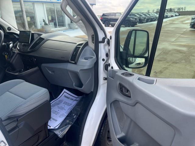 2015 Ford Transit 148 WB Medium Roof Cargo