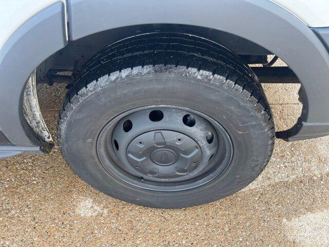 2015 Ford Transit 148 WB Medium Roof Cargo