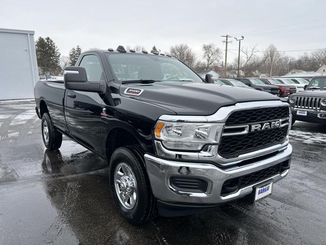 2024 RAM 3500 Tradesman Regular Cab 4x4 8 Box