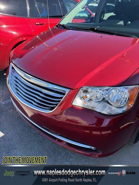 2016 Chrysler Town and Country Touring-L Anniversary Edition 2016 Chrysler Town and Country Touring-L Anniversary Edition