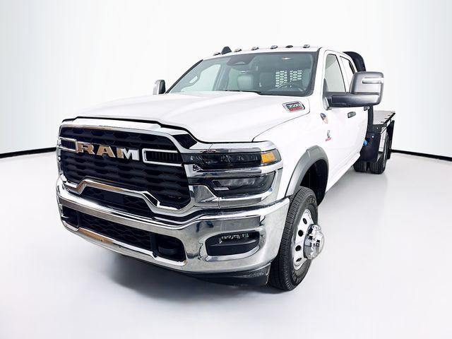 2026 RAM Ram 3500 Chassis Cab RAM 3500 TRADESMAN CREW CAB CHASSIS 4X4 60 CA