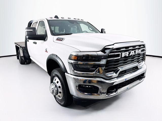 2026 RAM Ram 3500 Chassis Cab RAM 3500 TRADESMAN CREW CAB CHASSIS 4X4 60 CA 2026 RAM Ram 3500 Chassis Cab RAM 3500 TRADESMAN CREW CAB CHASSIS 4X4 60 CA