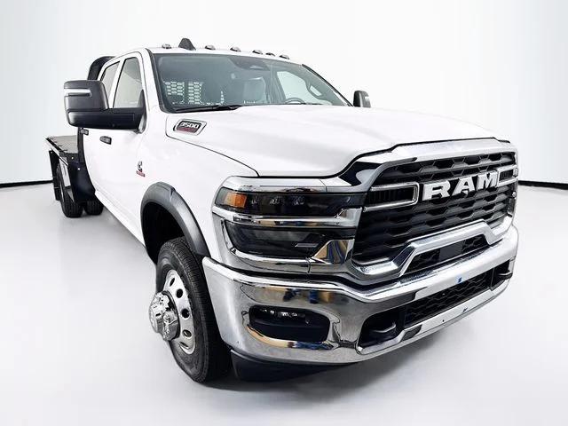 2026 RAM Ram 3500 Chassis Cab RAM 3500 TRADESMAN CREW CAB CHASSIS 4X4 60 CA