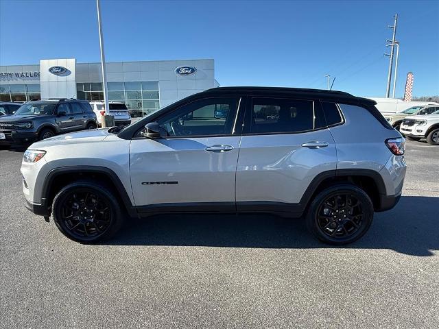 2022 Jeep Compass Altitude 4x4 for sale in Dandridge, TN
