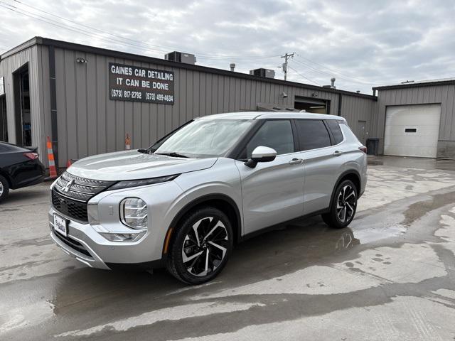 2024 Mitsubishi Outlander SE 2.5 S-AWC 2024 Mitsubishi Outlander SE 2.5 S-AWC