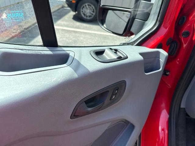2017 Ford Transit 148 WB Medium Roof Cargo