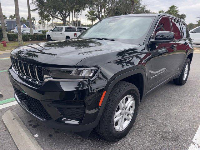2023 Jeep Grand Cherokee Laredo 4x4